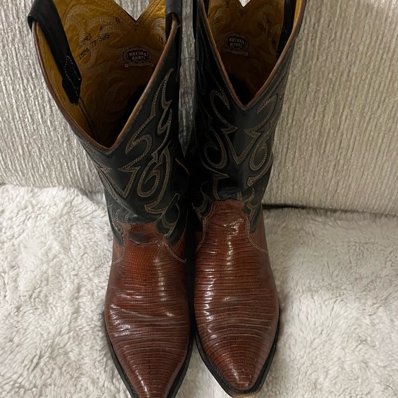 Vintage Cowboy Boots - Picture 3 of 9